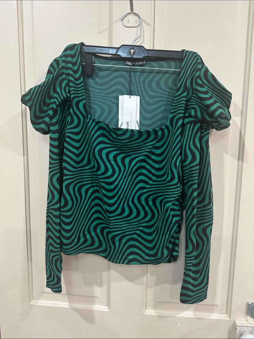 ZARA Green & Black Swirl-Print Long Sleeve Top